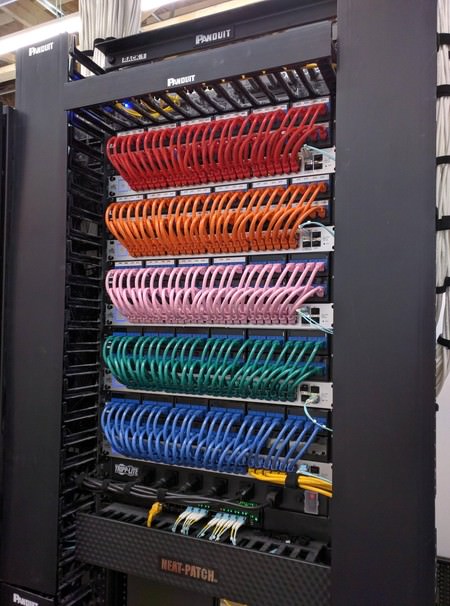 22 pieces of cable management porn