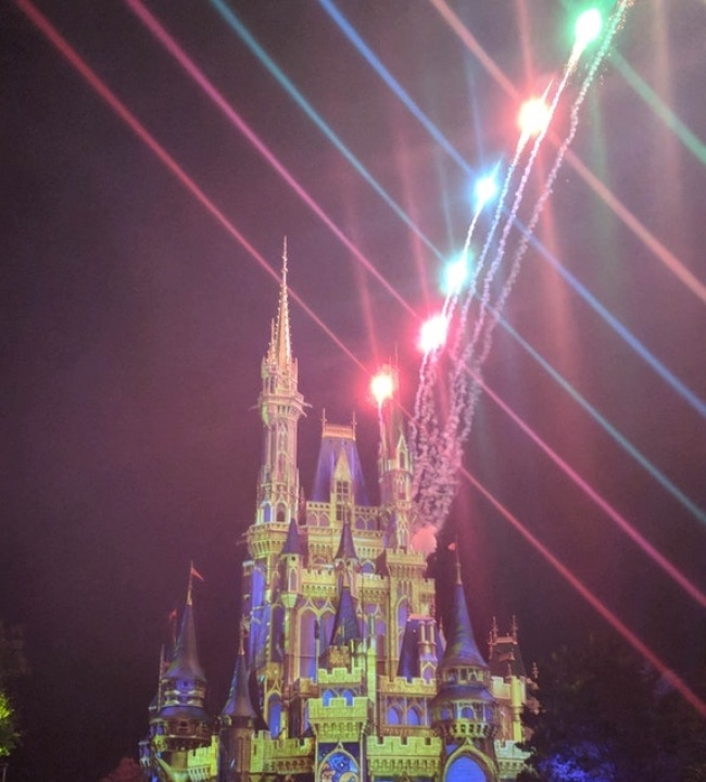 “I wanted to take a picture of the salute. I accidentally caught the moment when the lights were lined up in an ideal arc, before turning into fireworks.”