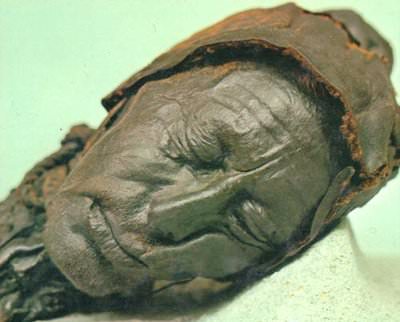 The Bog Bodies.
This mystery may even be a problem for those legendary investigators from CSI and the like! The bog bodies are hundreds of ancient corpses found buried around the northern bogs and wetlands of Northern Europe. These bodies are remarkably well preserved, some dating back 2,000 years. Many of these bodies have tell-tale signs of torture and other medieval “fun”, which have made some researchers postulating that these unfortunate victims were the result of ritual sacrifices.