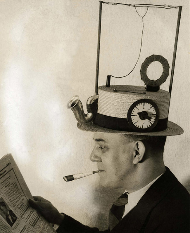 Straw Hat Radio in the US, in 1931.