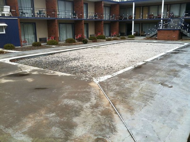 hotel fail motel pool filled