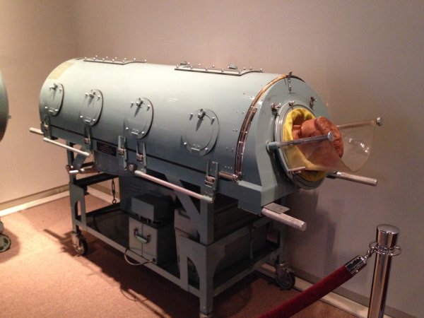 iron lung model