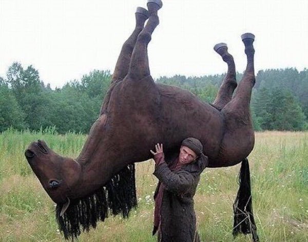 24 bizarre pictures from Russia