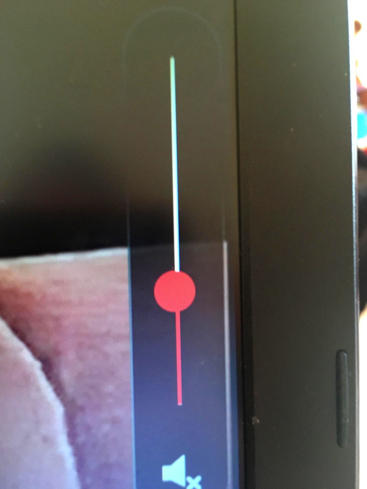 The circle on this volume control isn’t centered on the line.