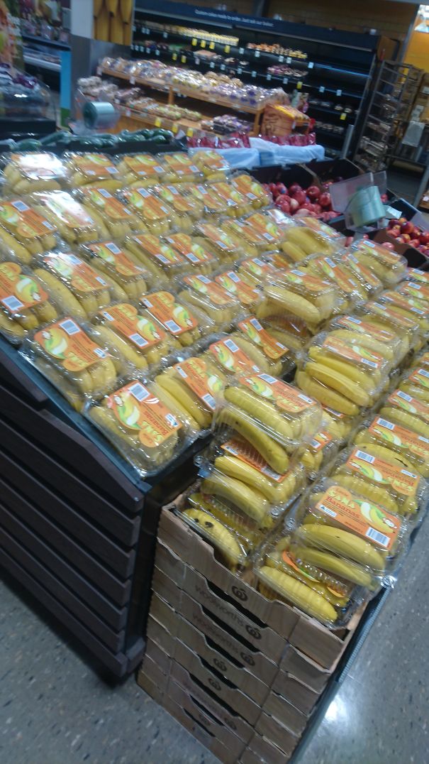 woolworths banana in plastic