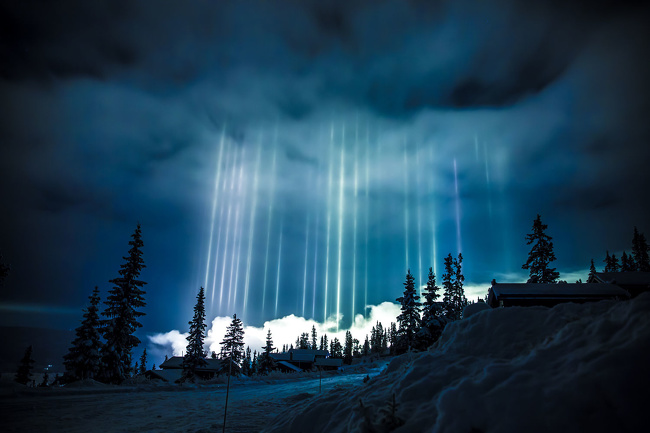 Light pillars, Norway