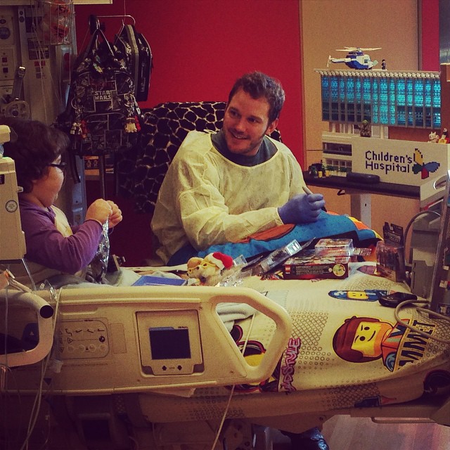 Chris Pratt visiting the ‘Lego Kid’ at Children’s Hospital