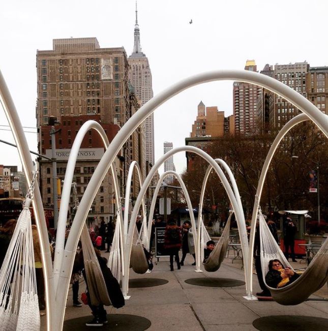 Take a nap right in a city’s center.