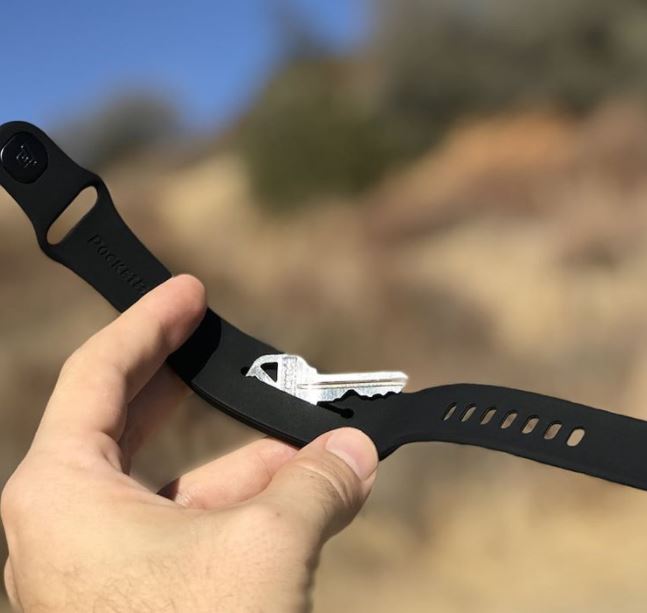 A bracelet to hold your keys while running