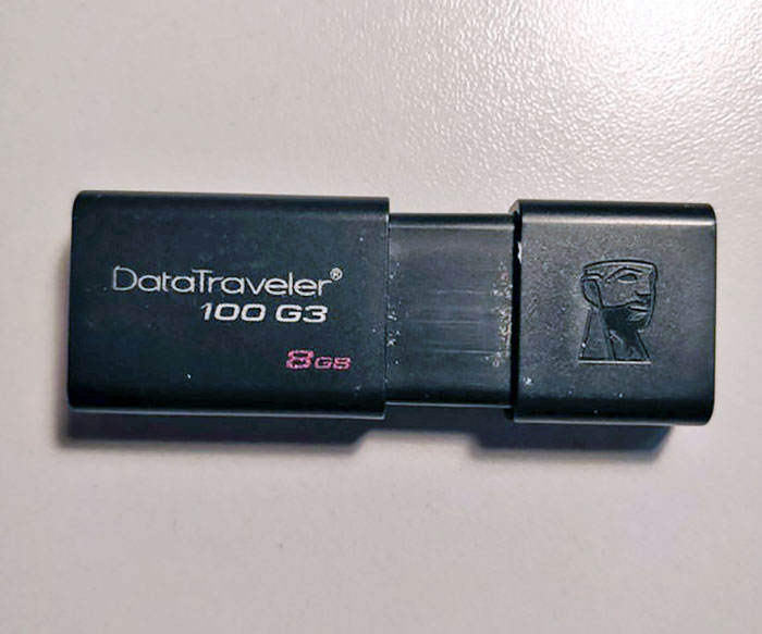 This USB Flash Drive Name Makes It Seem It Has 100 GB Of Memory