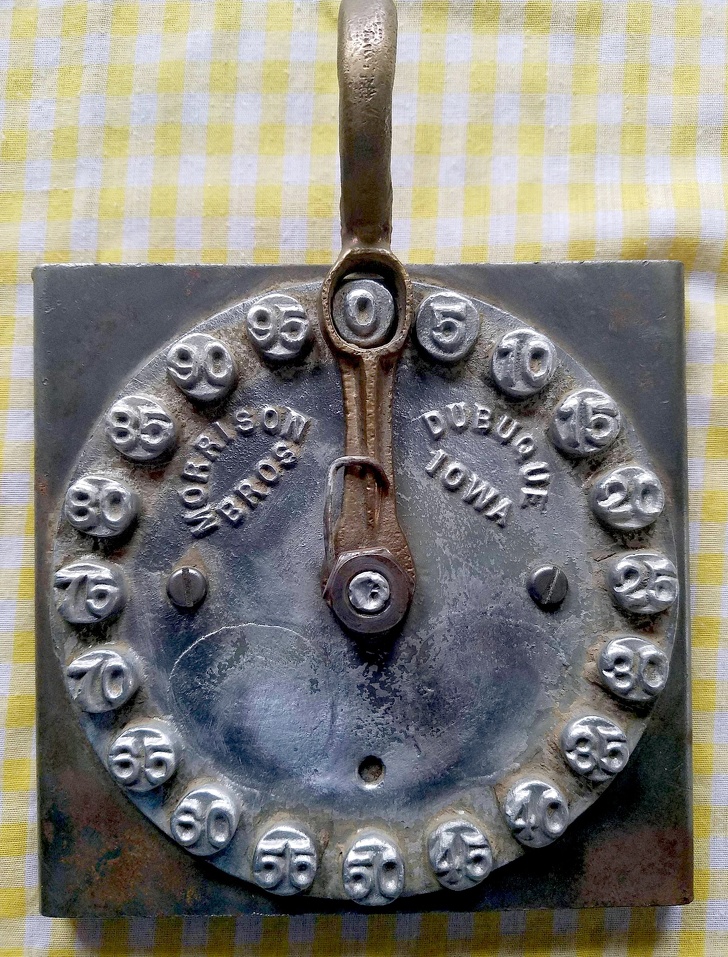 “Found in my grandfather’s house, any ideas?”