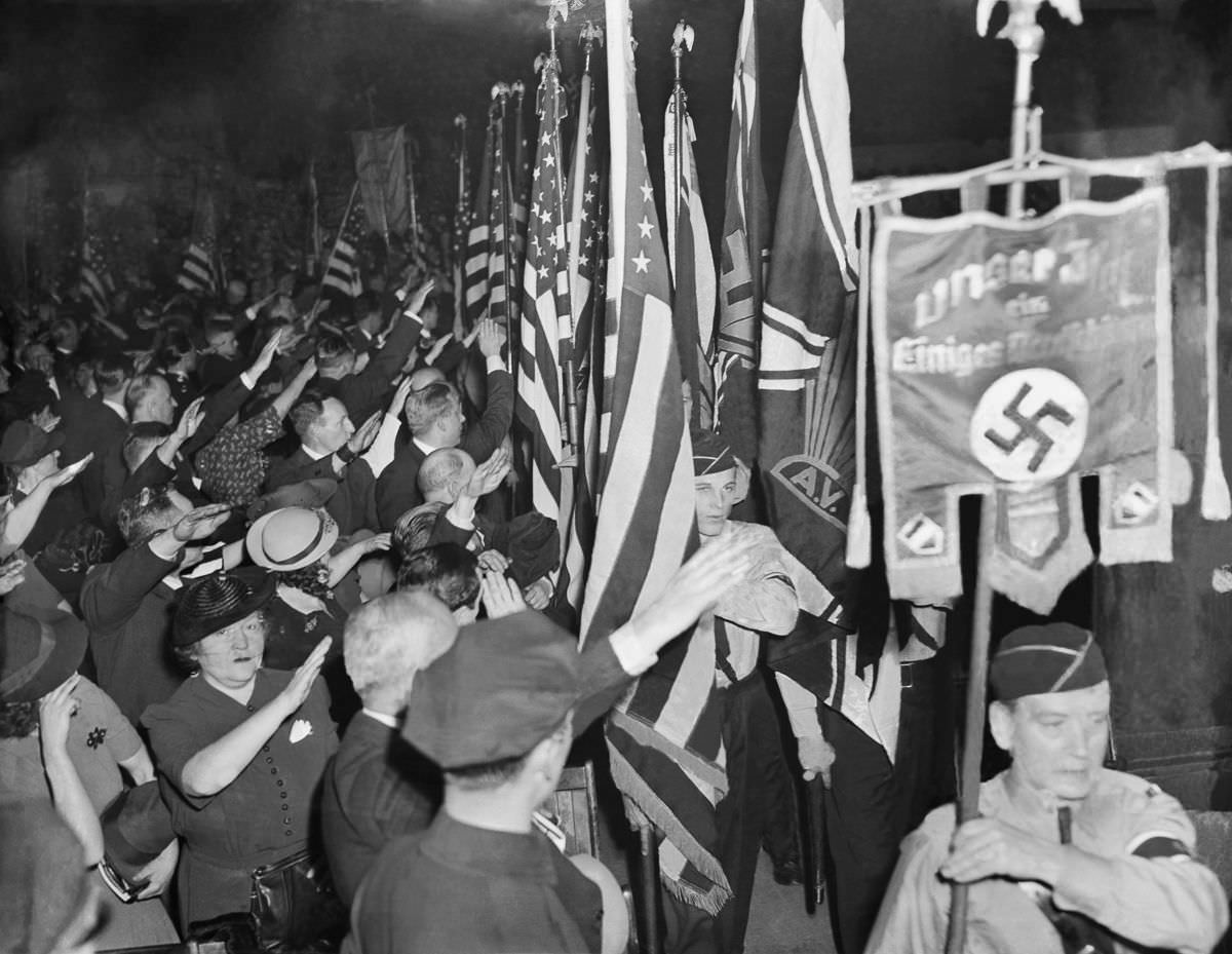This is the American Nazi Party rally that occurred at Madison Square Gardens in NYC, US in 1939. Notice how many average Americans are doing the Nazi solute. Apparently some 22,000 people showed up for this rally.