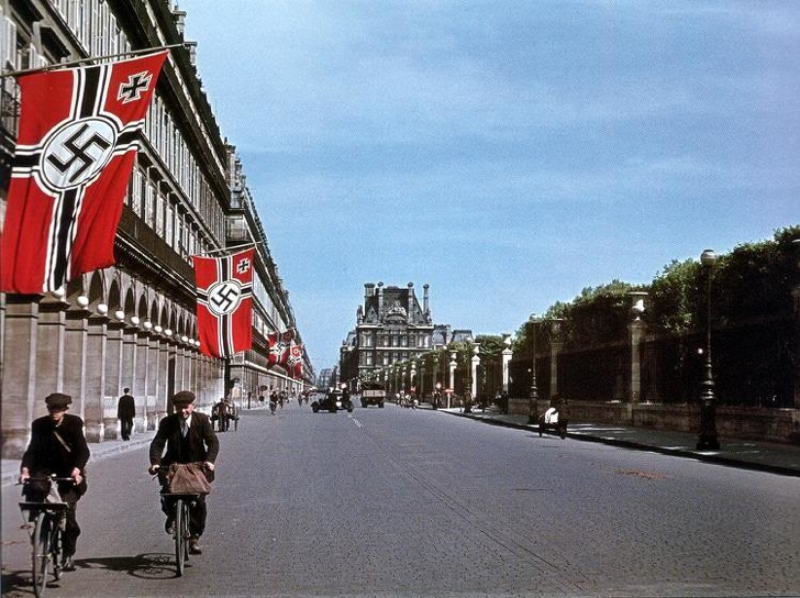 Rue de Rivoli, Paris, 1942