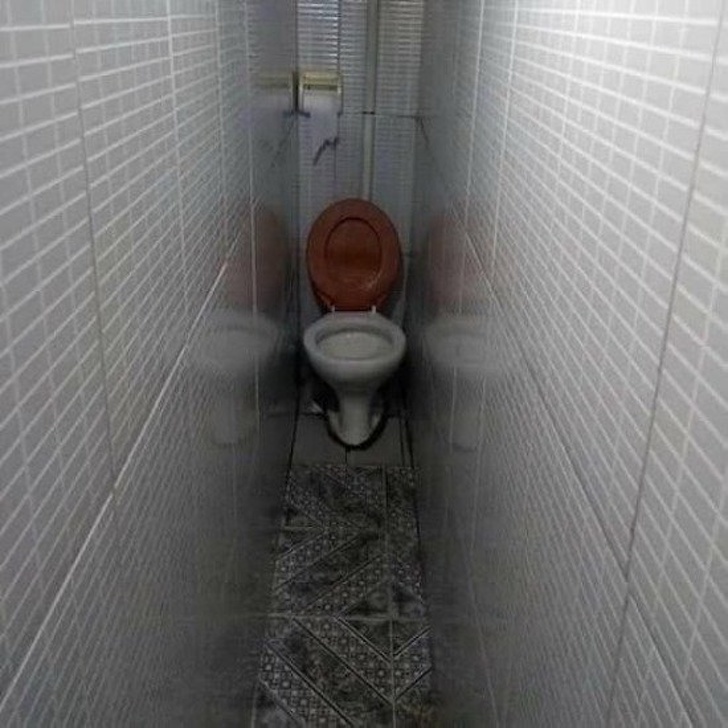 toilets with threatening auras