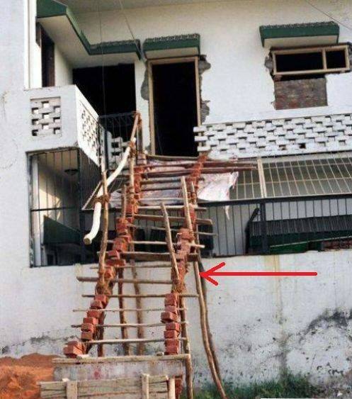 cursed images - home construction fail