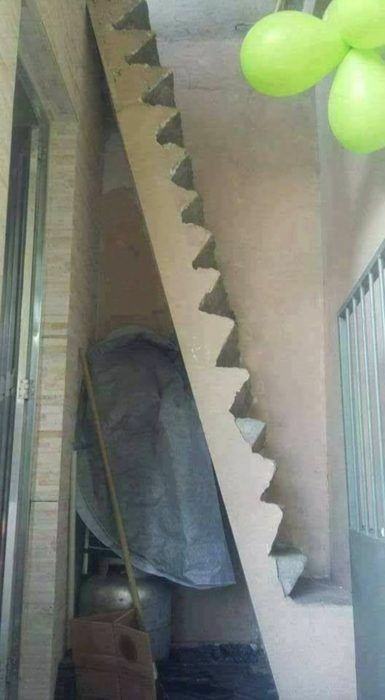 cursed images - odd staircase