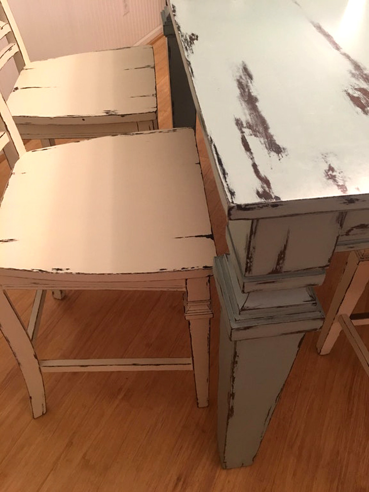 "The table and chairs at my friend’s house look like they’re made of paper."