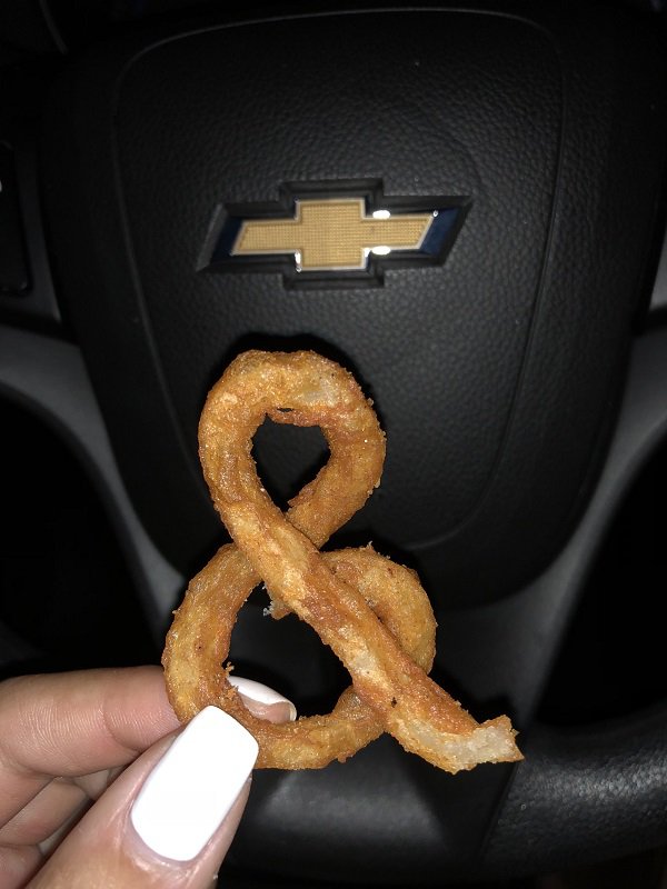 This curly fry is an ampersand.
