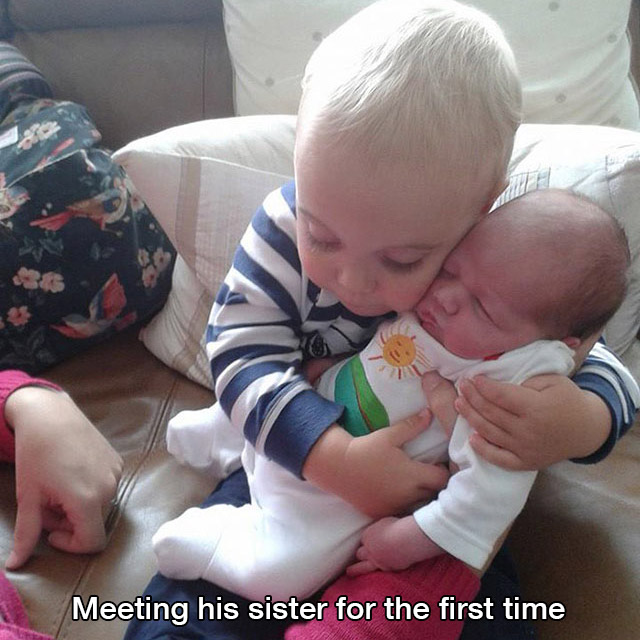 worth a thousand words - Meeting his sister for the first time