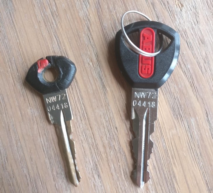 An old car key vs. a new one