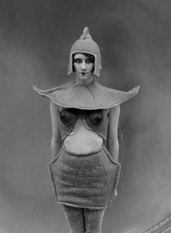 A woman poses in her robot costume for a show in NYC, US in 1920.