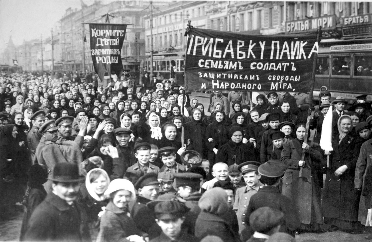 Mutinous soldiers, workers, women and children march during the Russian Revolution in 1905.