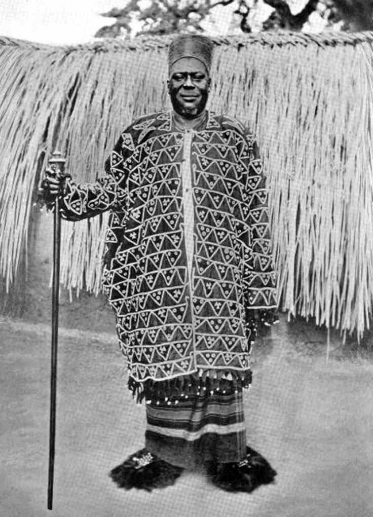 A Wukari chief in West Africa in 1900.