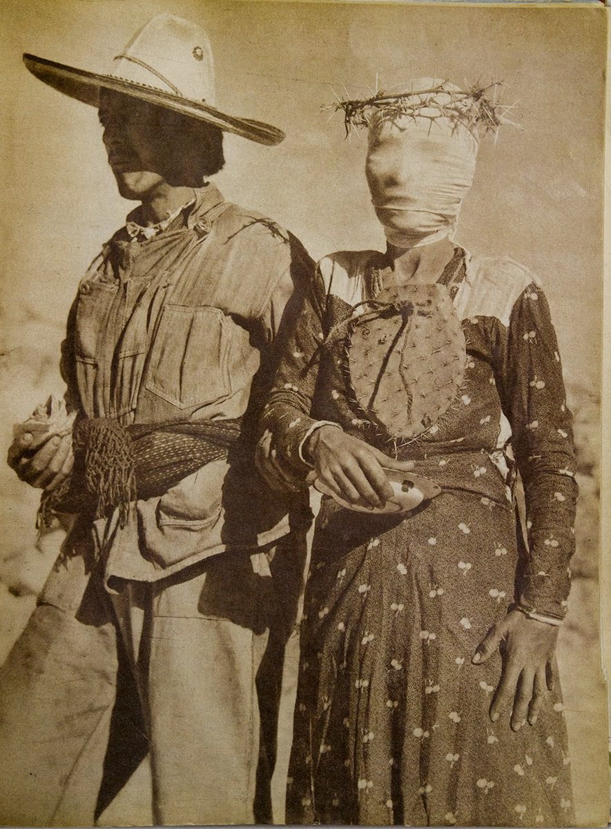 A couple at a fair in Mexico in 1940.