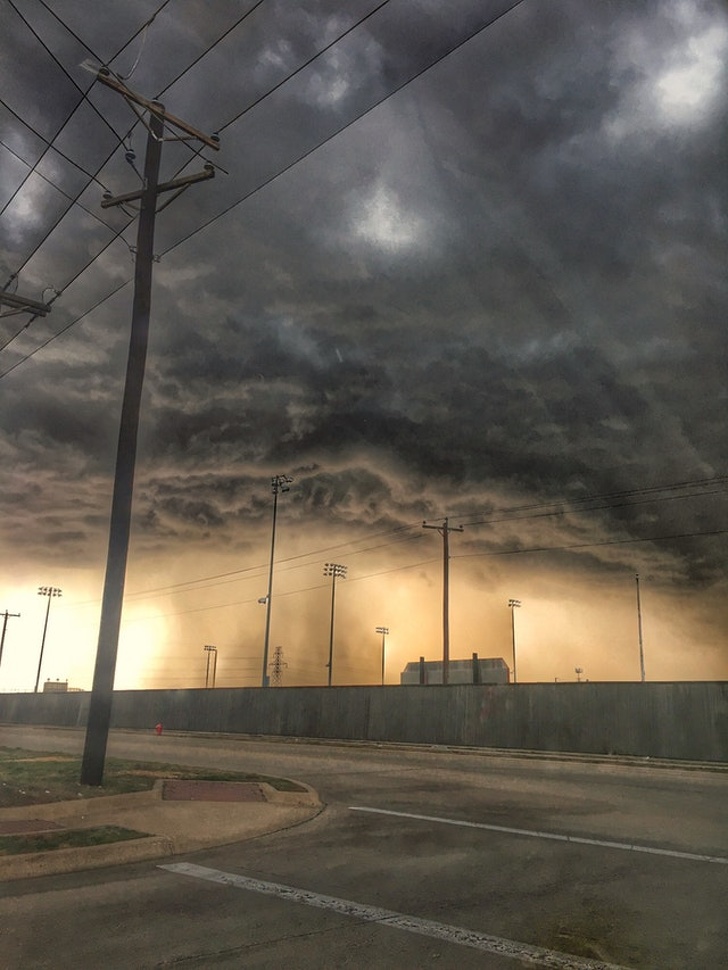 “Took this shot through the windshield of my car (at a stop sign) but I had to get this picture!”