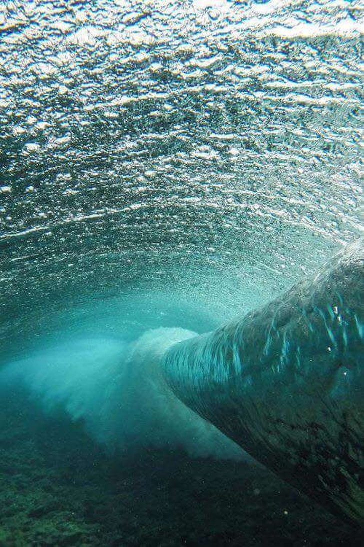 A wave underwater