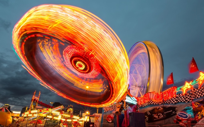 A spinning wheel at a long exposure