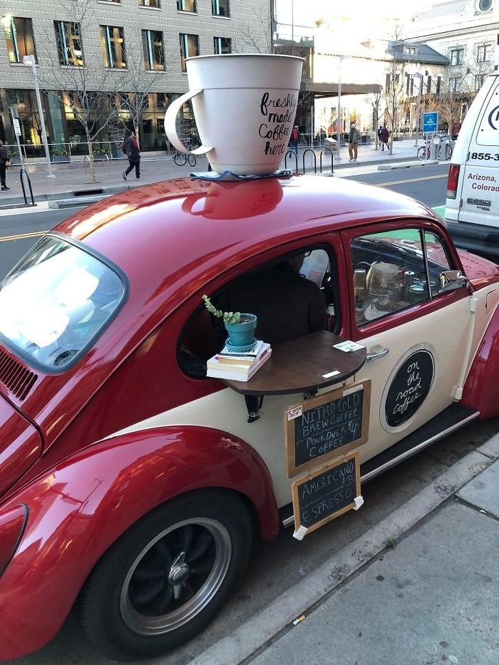 The cutest coffeehouse on wheels