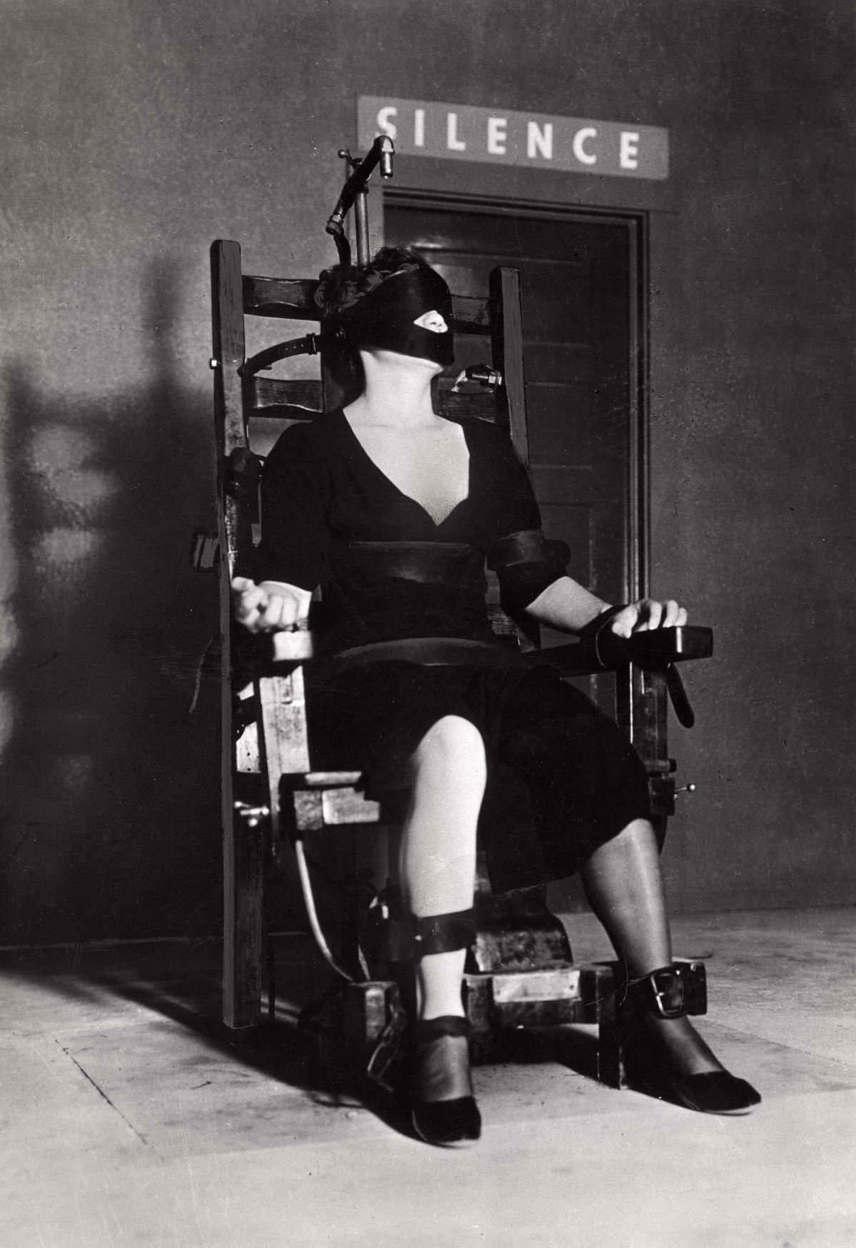 Рут Снайдер на электрическом стуле