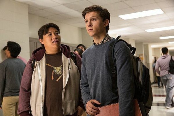 To prepare for his role as Peter Parker in ‘Spider-Man: Homecoming’, Tom Holland did something truly horrifying: he went back to high school. He enrolled in a HS in the Bronx saying “No one knew who I was or what I was doing. I had a fake name and a fake accent.”