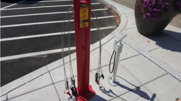 This city has a self-service bicycle repair stand.