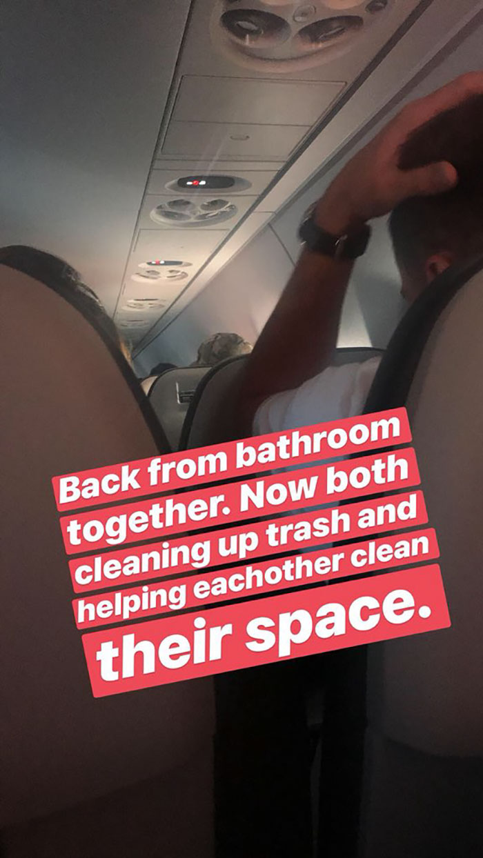 Woman Switches Plane Seats With A Stranger, Live-Tweets New Seat Mates Flirting