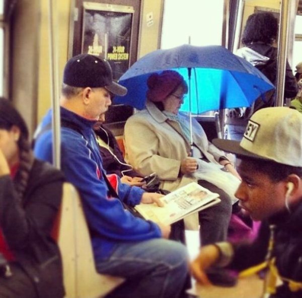 38 crazy sh*t seen on the subway