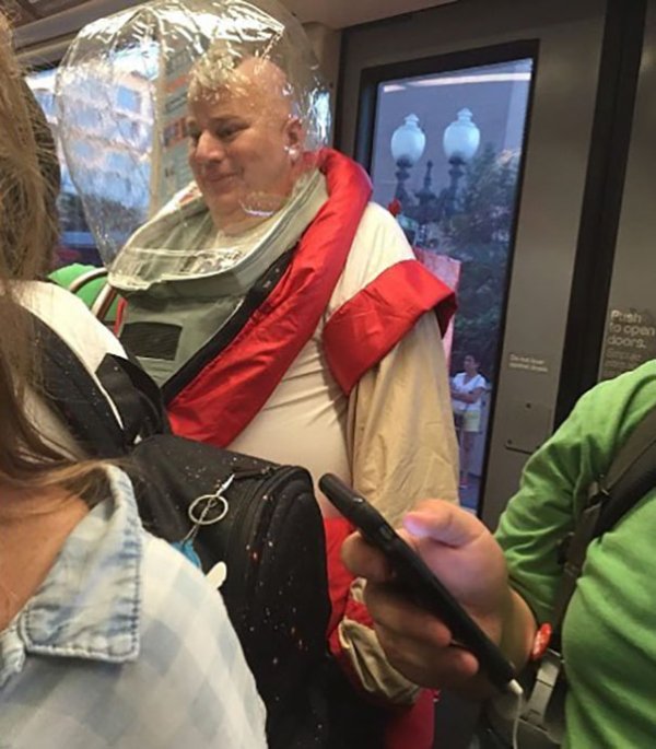 38 crazy sh*t seen on the subway