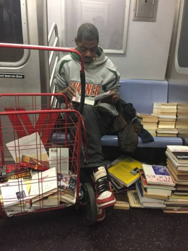 38 crazy sh*t seen on the subway