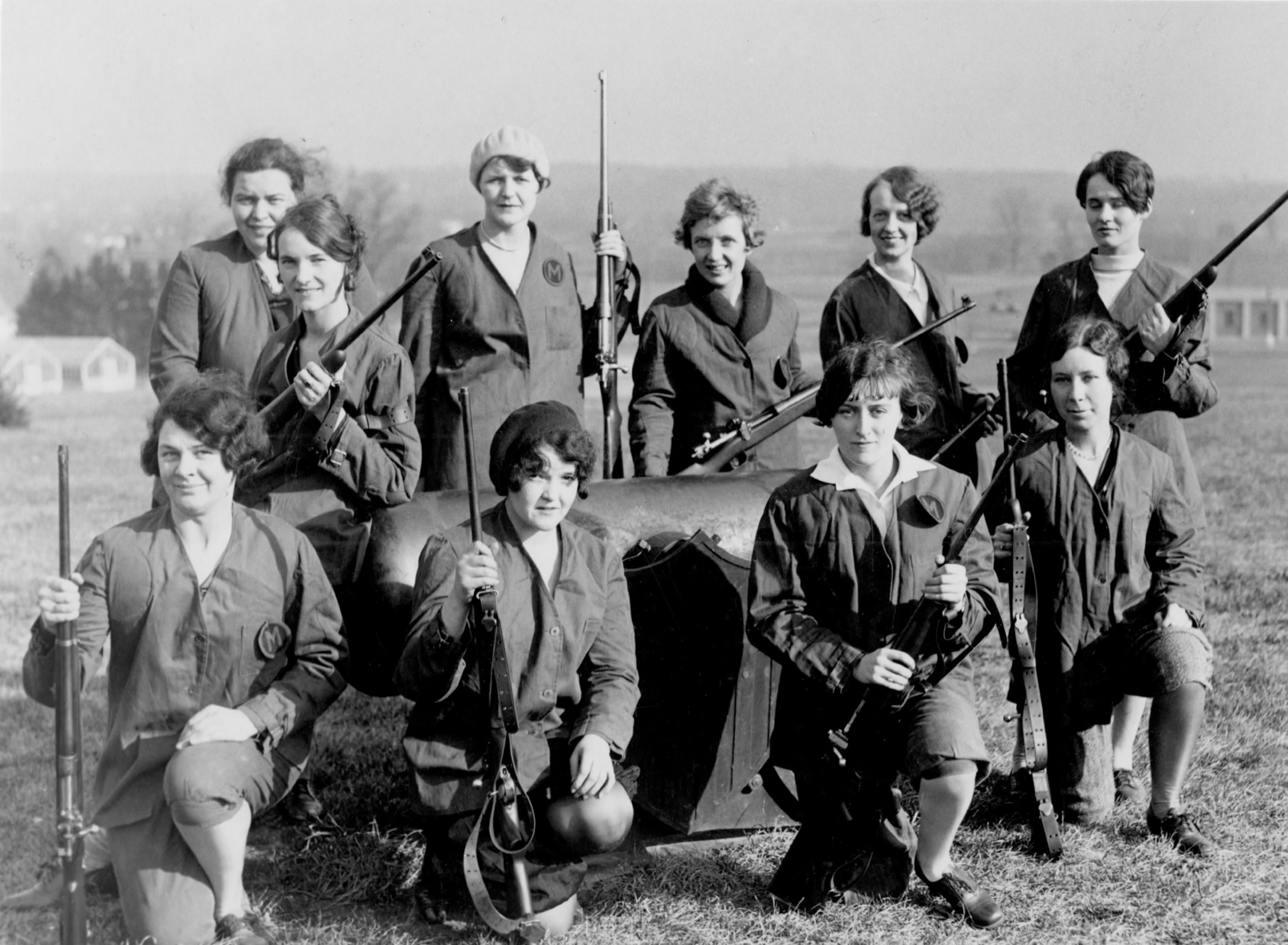 The University of Marylands rifle team in 1922.