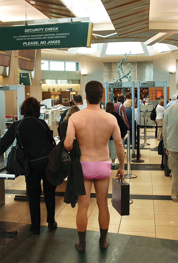 30 crazy sights at the airport