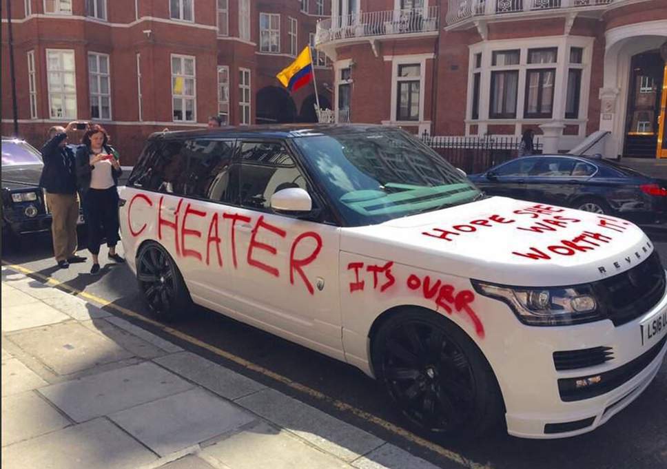 cheating range rover - 19 Eater. Its Ov