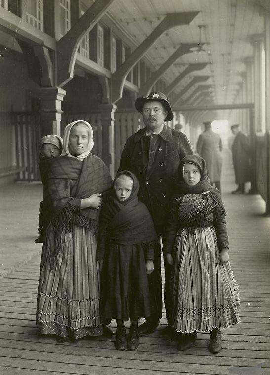 German immigrants arriving at Ellis Island, NY circa 1900