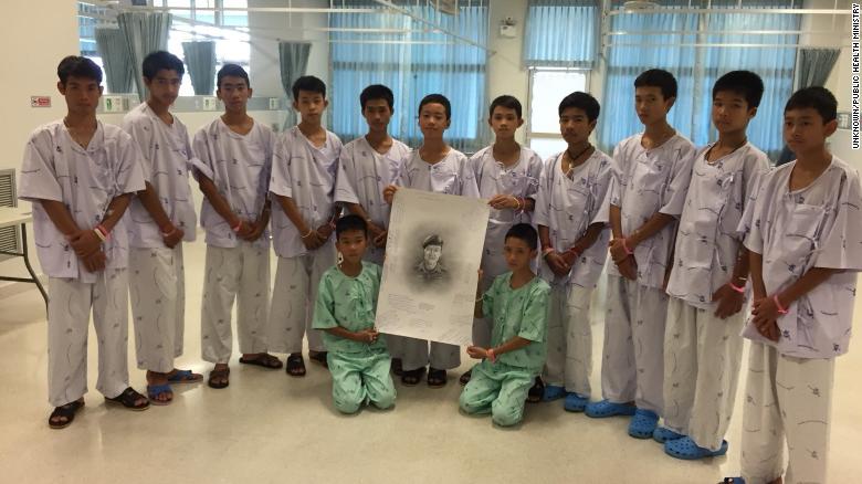 Thai boys rescued from cave honor Navy SEAL Saman Kunan who died during rescue