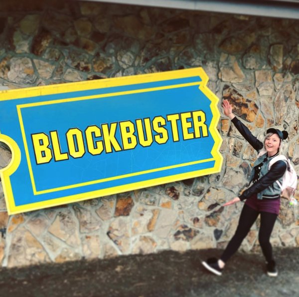 “HOLY CRAP! A LIVING, BREATHING, GOD HONEST BLOCKBUSTER! My kids were clueless, my wife and I ecstatic…we took pictures, we wandered around in amazement at the sight…we took in the smell…YES…IT EVEN HAS THAT BLOCKBUSTER SMELL of popcorn and boxed candies and plastic cases.” says one Yelp review.