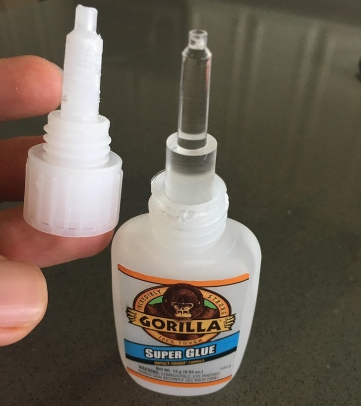 This super glue dried out inside.