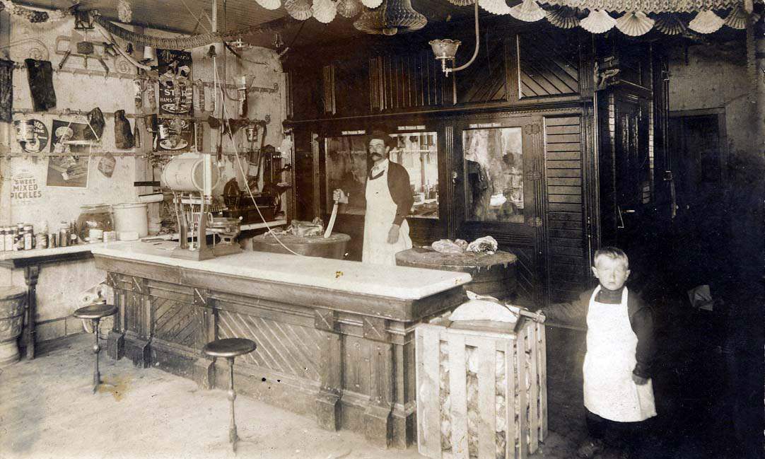 A butcher shop in South Dakota, US in 1905.