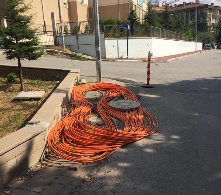 “3 weeks ago, an excavator ripped out the backbone of our neighborhood. This 96-ft core cable has been laid down but hasn’t been terminated leaving 136,000 people without an internet connection.”