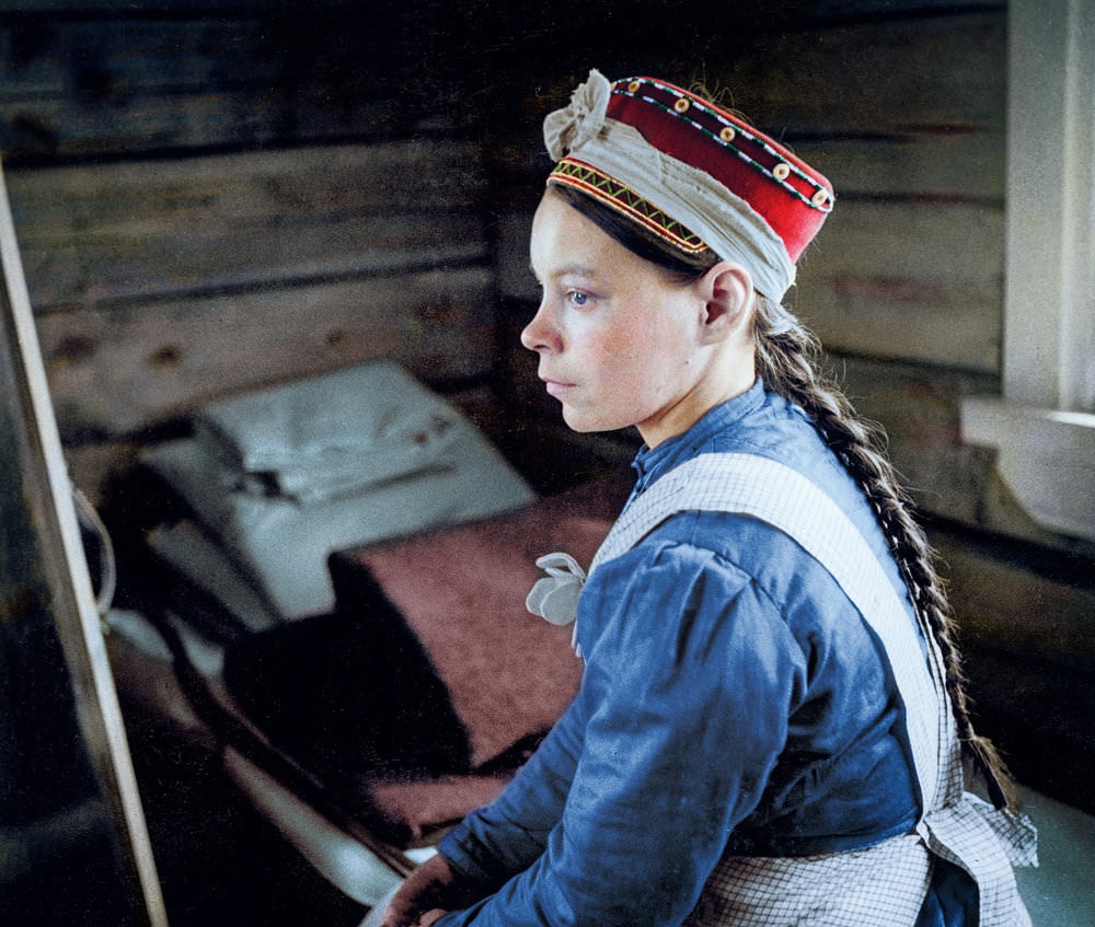 Sami girl, 1938, Suenjel, Petsamo