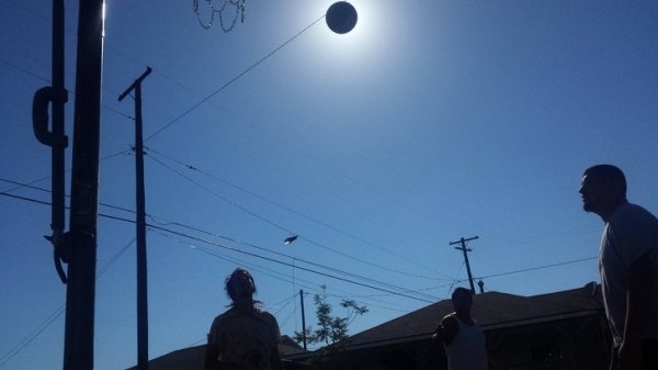 perfect timing basketball eclipse